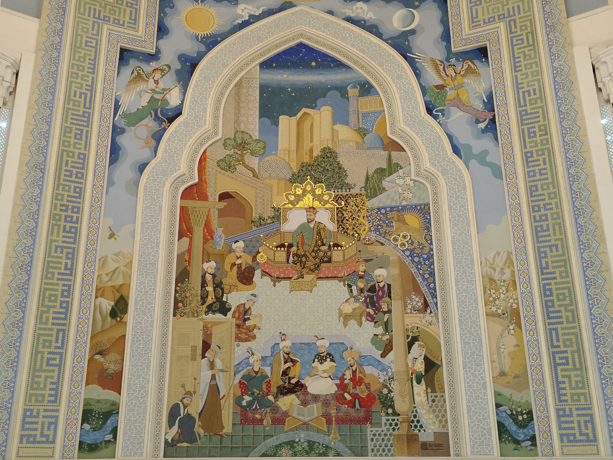 Фреска на стене Государственного музея истории Тимуридов, Ташкент. Фото автора