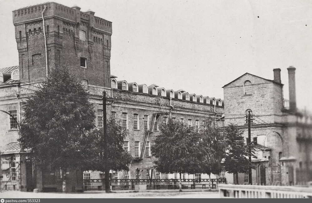 Корпуса льноджутовой фабрики. Фото из открытых источников 