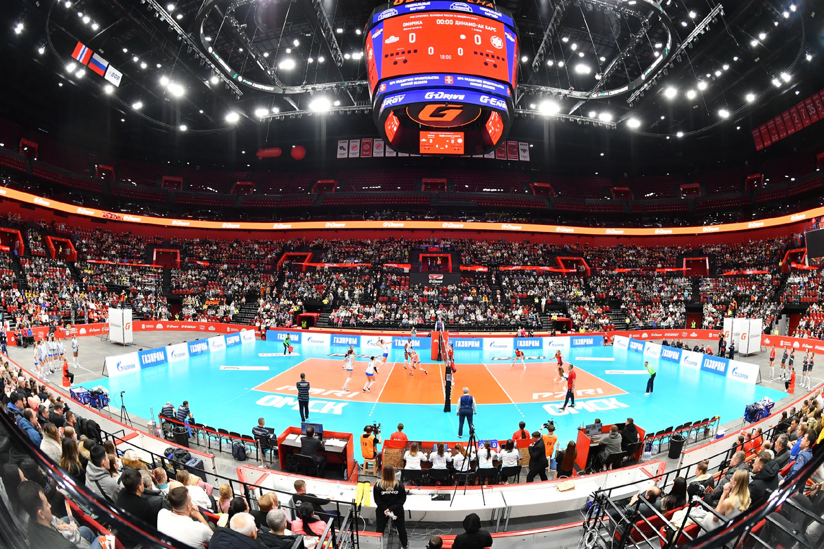 Матч «Омичка» — «Динамо-Ак Барс» на G-Drive арене в 2024 году собрал 5 200 зрителей. Фото: Юлия Решетняк, официальный сайт «Омички»