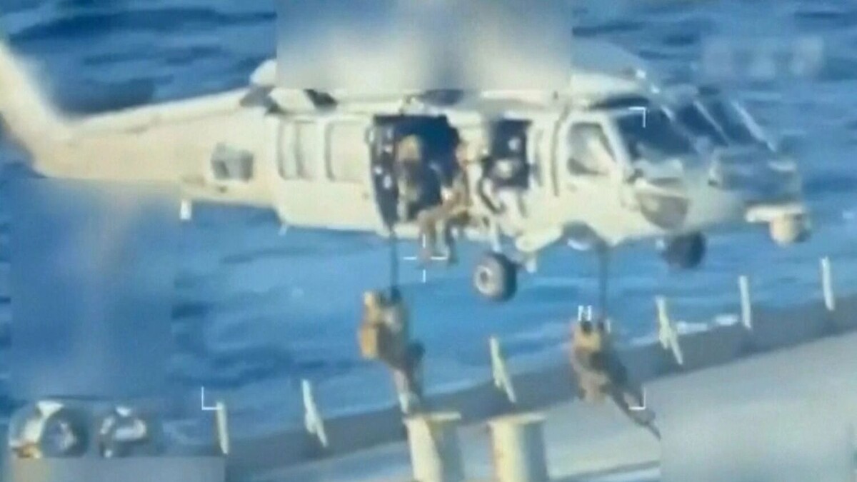 Супертанкер «София» был загружен 1,8 млн т нефти. Фото: AP/TASS