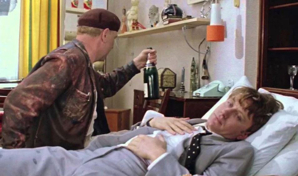 Россия: смешные анекдоты про плохое самочувствие после ночных праздников. Фото из Яндекс картинки