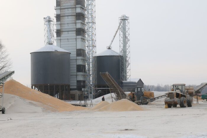 В 90-е годы во всех регионах России шла настоящая война за элеваторы, потом одновременно они оказались никому не нужны. Можно ждать новый виток элеваторных страстей? / Фото: телеграм-канал Мария Костюк