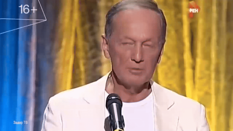    Тот самый момент с "шуткой из будущего". GIF видео: ТГ-канал "НЕБОЖЕНА"