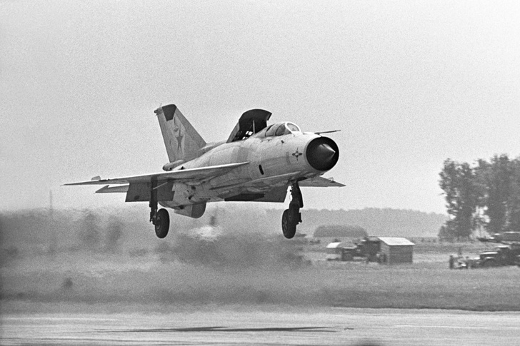    Истребитель МиГ-21   
Сергей Преображенский/ТАСС