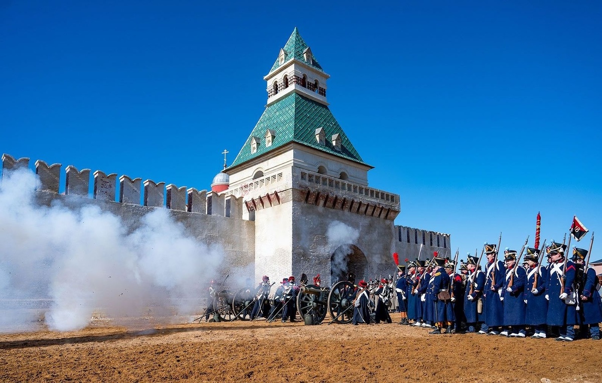    Кинопарк "Москино"  Пресс-служба Департамента торговли и услуг города Москвы/Официальный портал Мэра и Правительства Москвы, архив