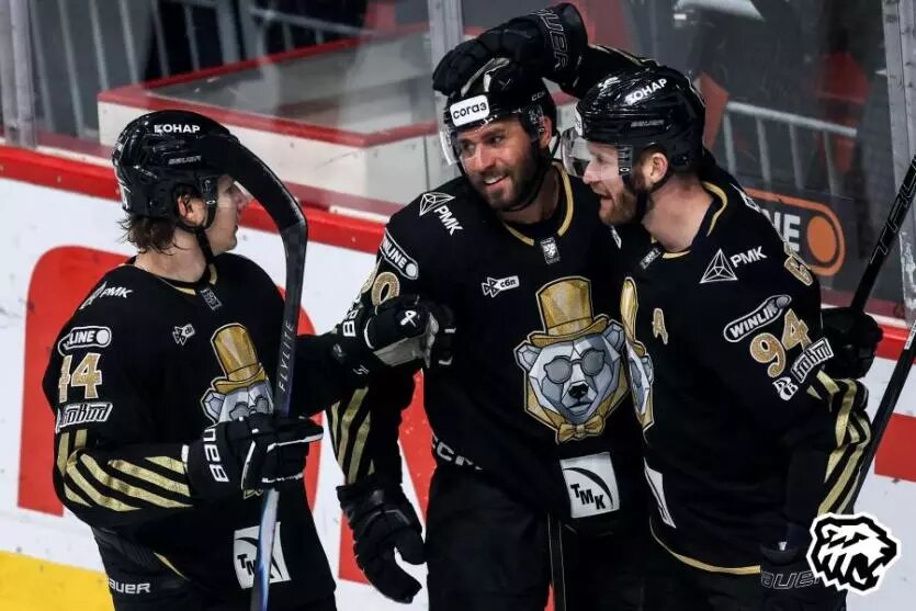 ФОТО: ХК "Трактор", Константин Шайбанутый