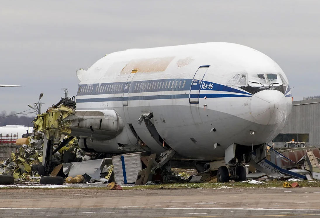 Ради Ил-86 пилоты переезжали в Россию. Каким был этот гигант из СССР в воспоминаниях людей