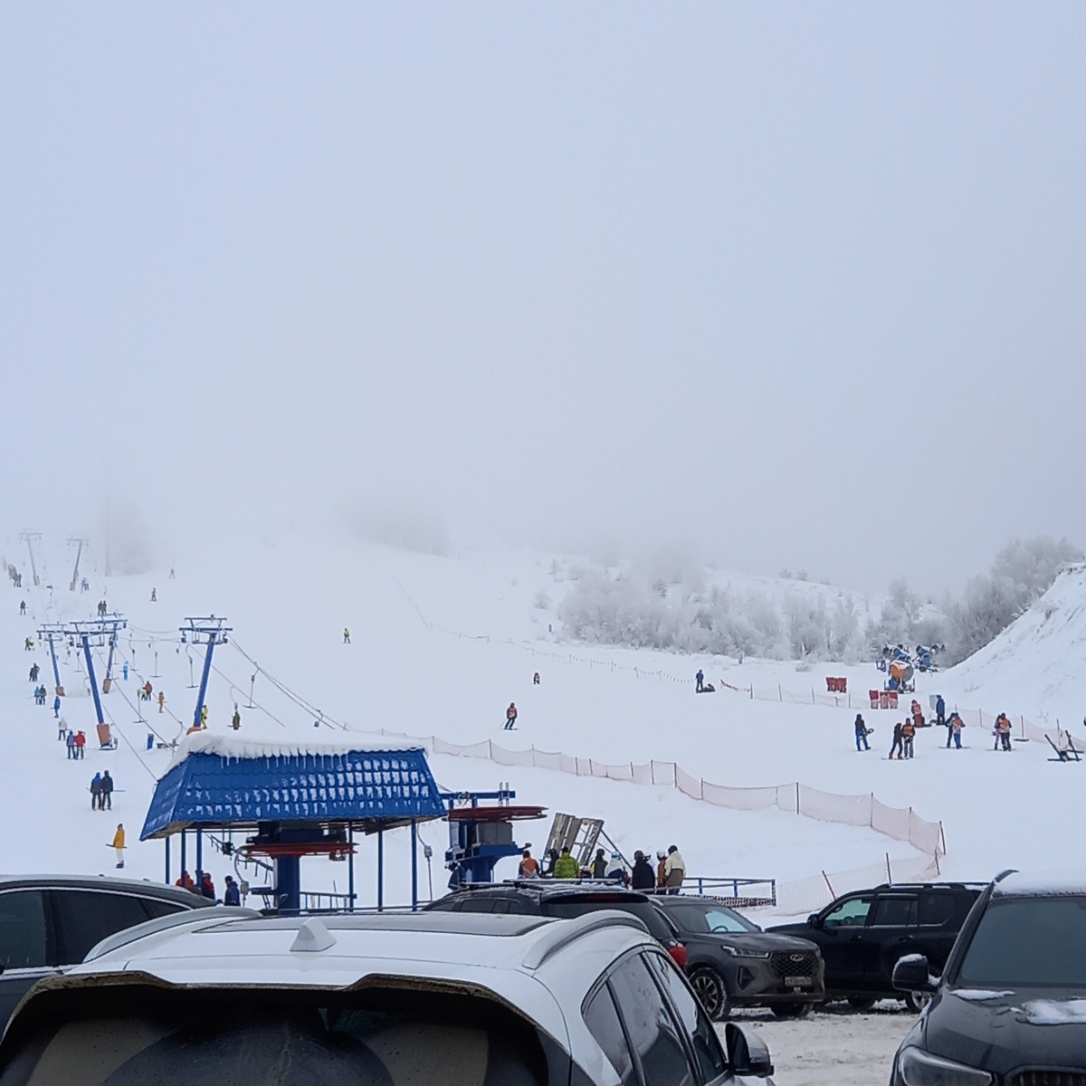 Фото автора. Начало трассы в тумане.