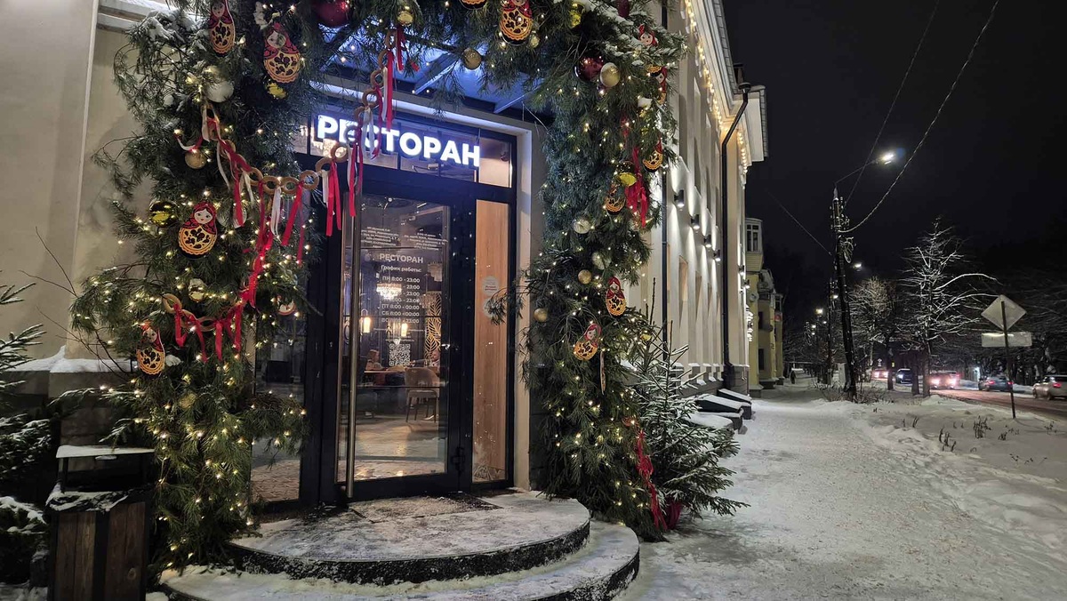 Рестораны в Шуе можно пересчитать по пальцам. "Марани" — один из них. Он располагается напротив старинной ткацкой фабрики