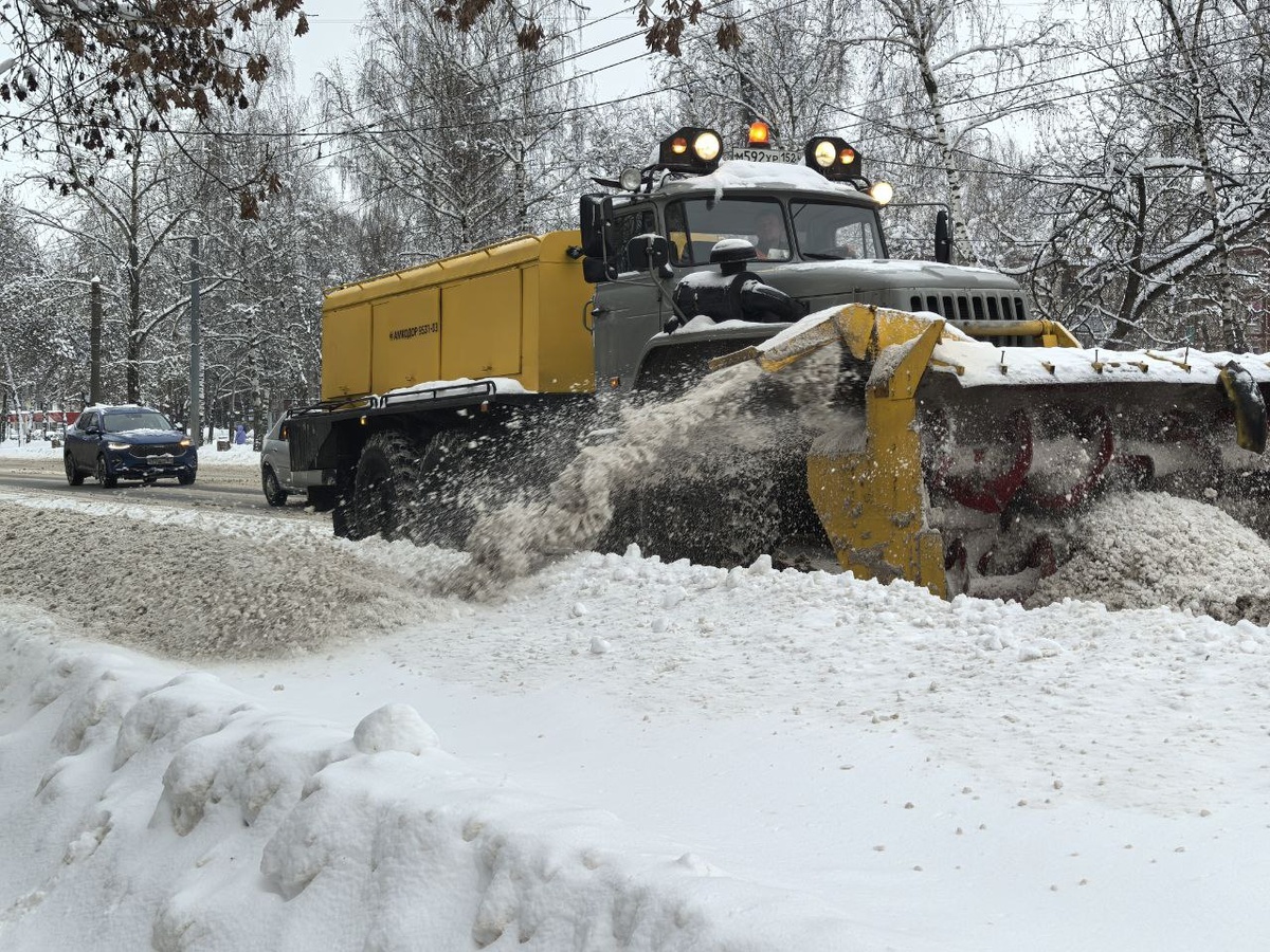 За сутки в столице выпало более 30 см снега.  Фото: ФедералПресс / Ксения Кобалия