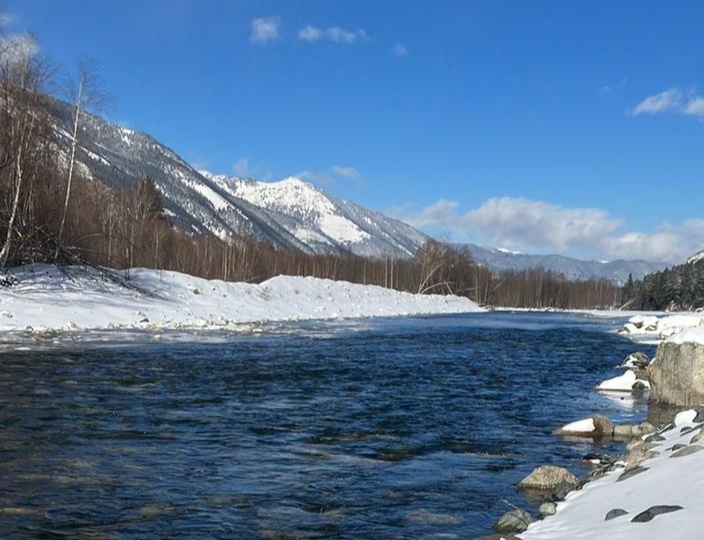 В Майкопе, а также горных курортах Адыгеи и Кубани в субботний выходной обещают малооблачную погоду с ночными осадками и туманом