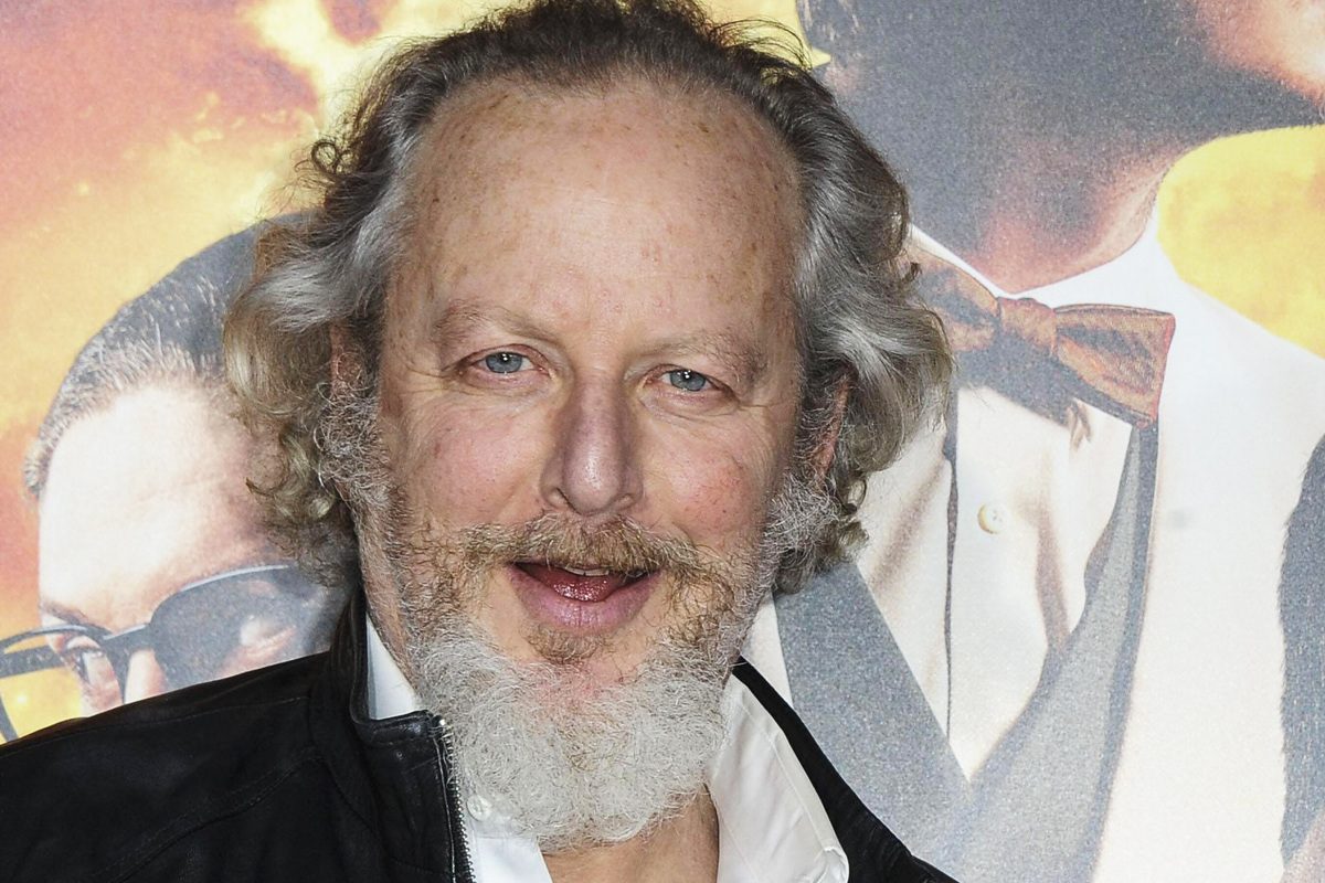     Актера фильма «Один дома» Дэниела Стерна оштрафовали за попытку снять проститутку