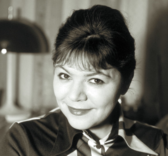 Женился ради прикола, а потом бросил: трагедия личной жизни Майи Кристалинской