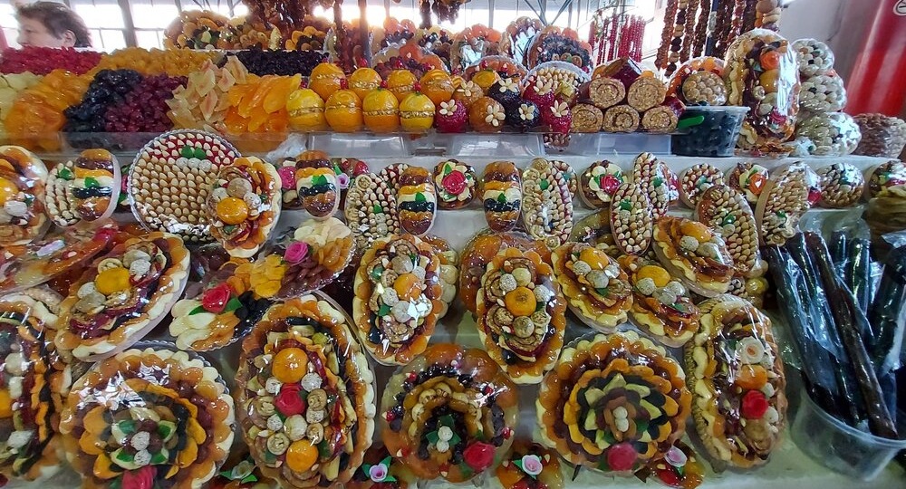 Путешествие по солнечной Армении или о чем молчат камни. "ГУМ Шука" - гастрономический рай в Ереване.