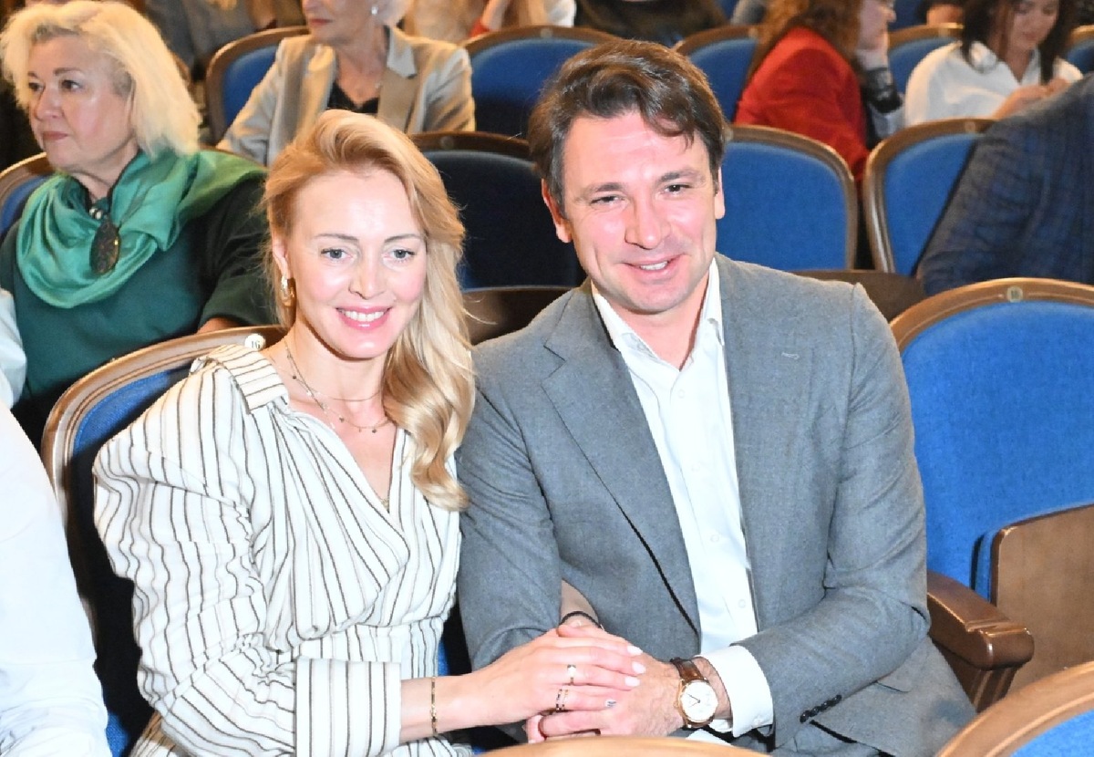    Антон Хабаров и Елена Хабарова (Фото: РИА Новости/Илья Питалев)