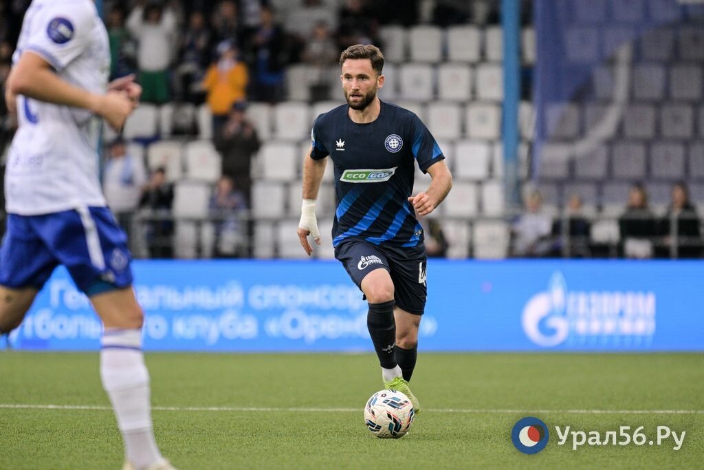    Еще два футболиста покинули ФК «Оренбург»: что известно о зимних изменениях в клубе