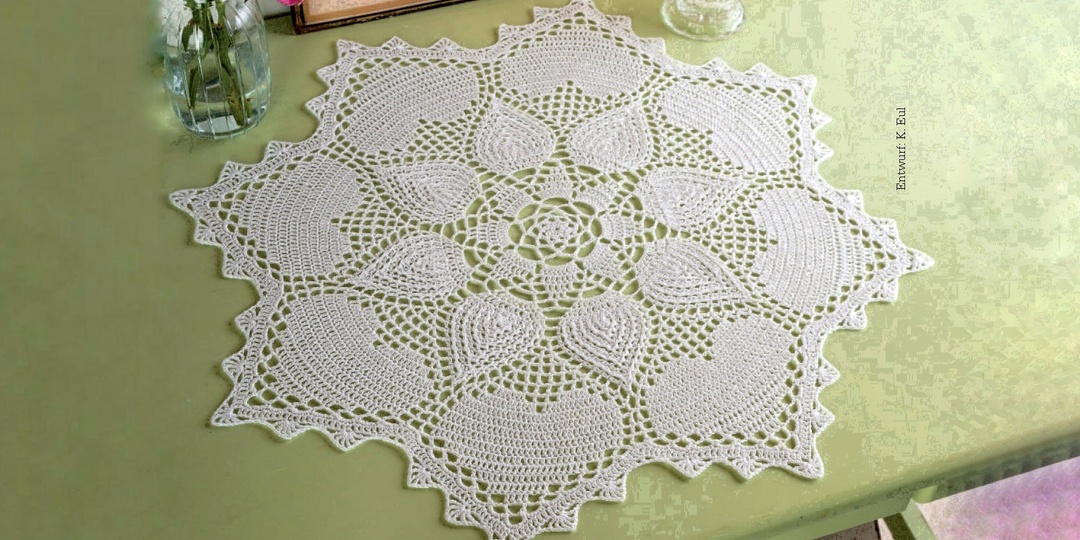 15 изделий или 5 комплектов салфеток, дорожек с сердечками для вязания крючком к празднику