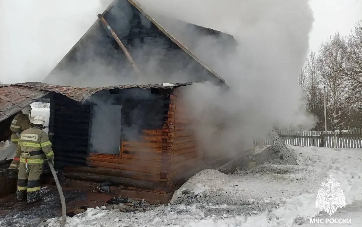    Пенсионер пострадал при растопке печи в Удмуртии