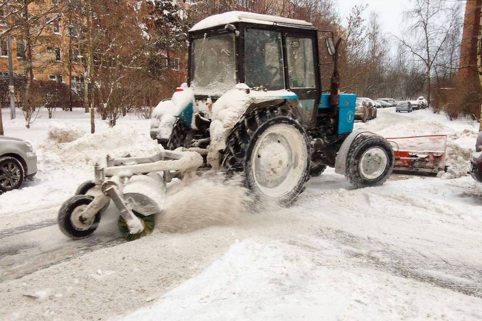    Коммунальщики работают в усиленном режиме. Фото: t.me/razumishkin
