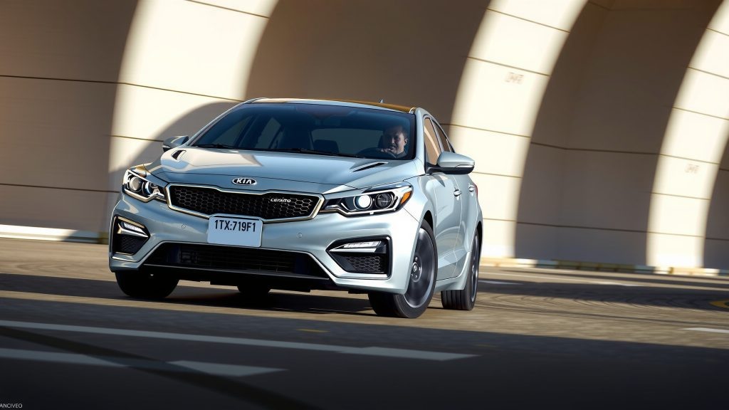    Как Kia Cerato до 160 лошадиных сил конкурирует с Solaris