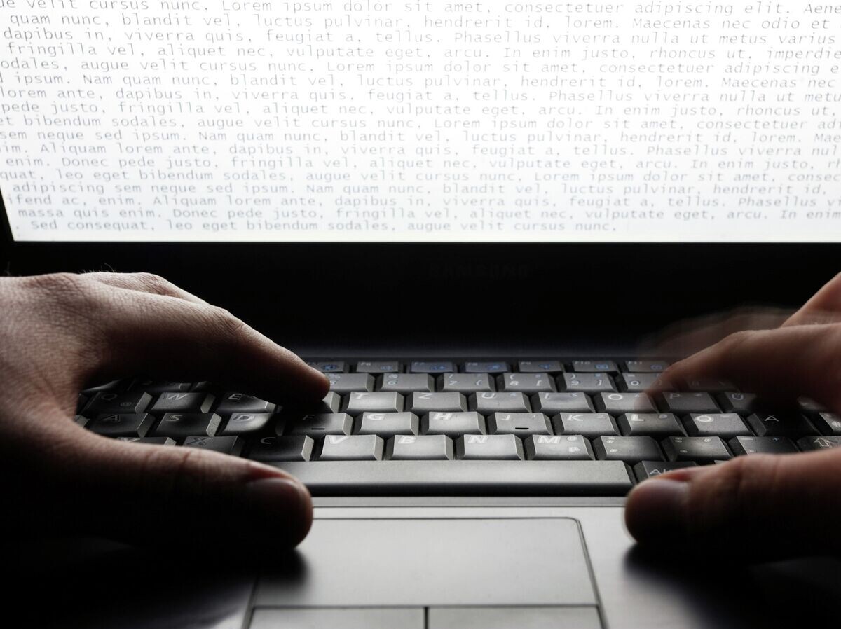    Работа за компьютером | © Fotolia / Sven Grundmann