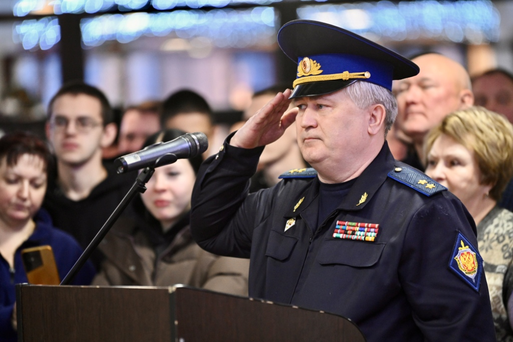    Артур Парфенчиков напутствовал молодых пограничников в Костомукше© Правительство Карелии