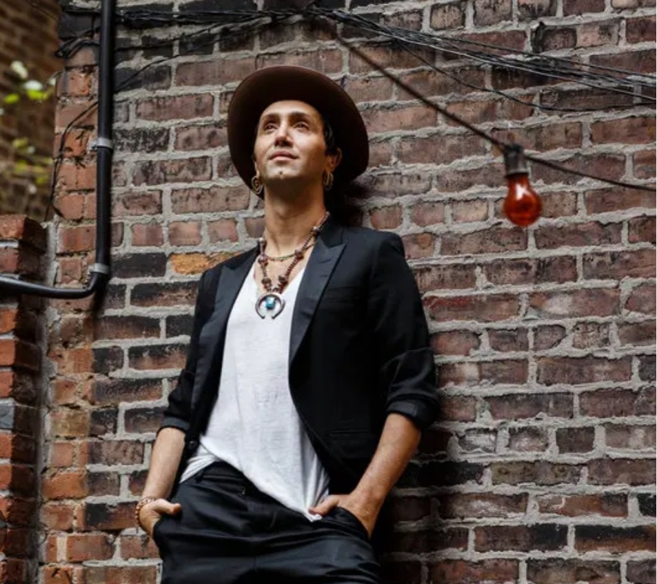 Адир Абергель. Материал: The New York Times.