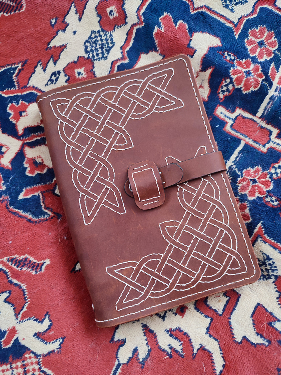 Обложка из натуральной кожи