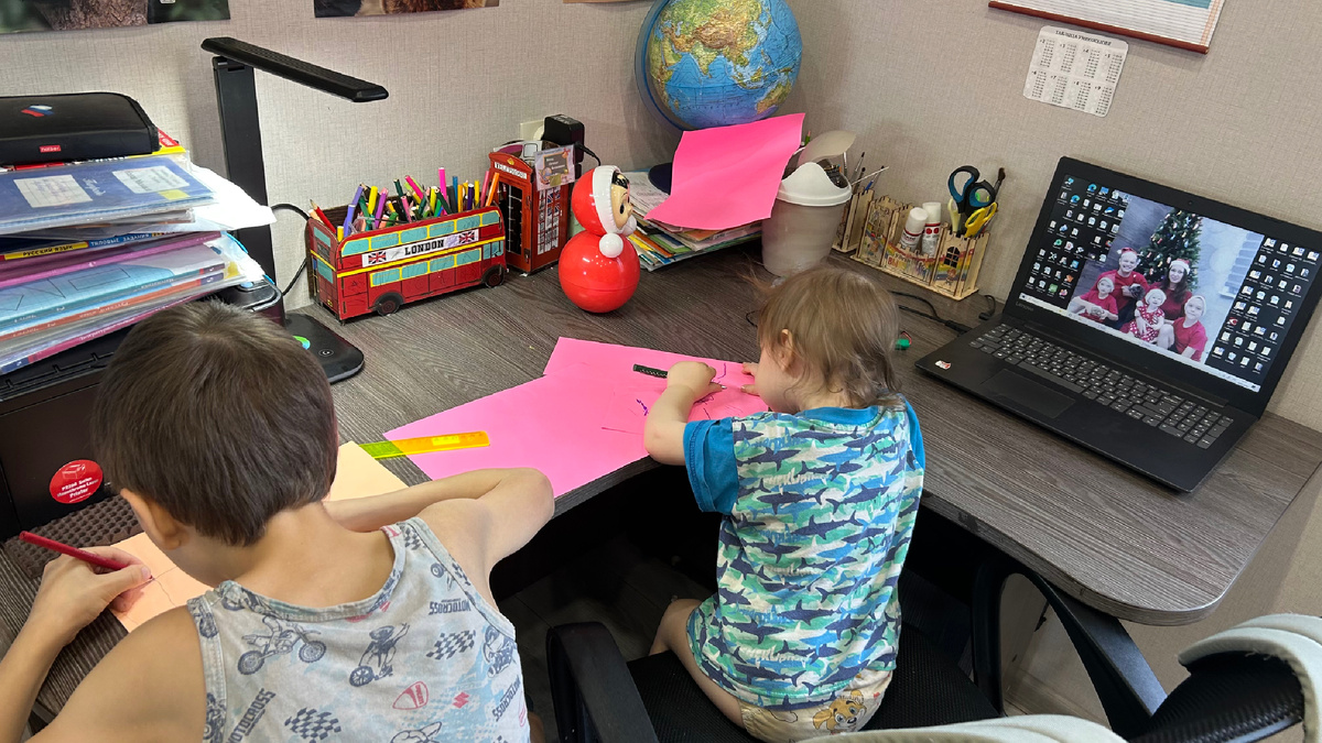 Семья левшей :)