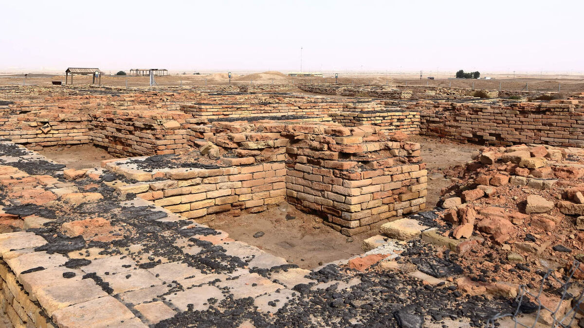     Фото: Dynamoland/Shutterstock/FOTODOM В 1920-х годах археолог Леонард Вулли обнаружил в Ур древний музей, созданный принцессой Эннигальди-Нанной около 530 года до н.э.