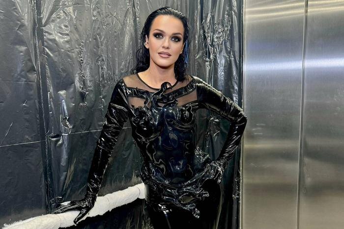 Певица Слава. Обложка © VK / Анастасия Сланевская