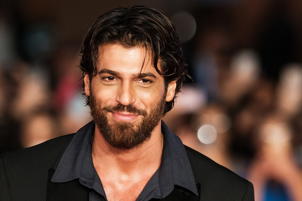     Актера турецкого сериала «Ранняя пташка» Джана Ямана задержали с наркотиками в ночном клубе