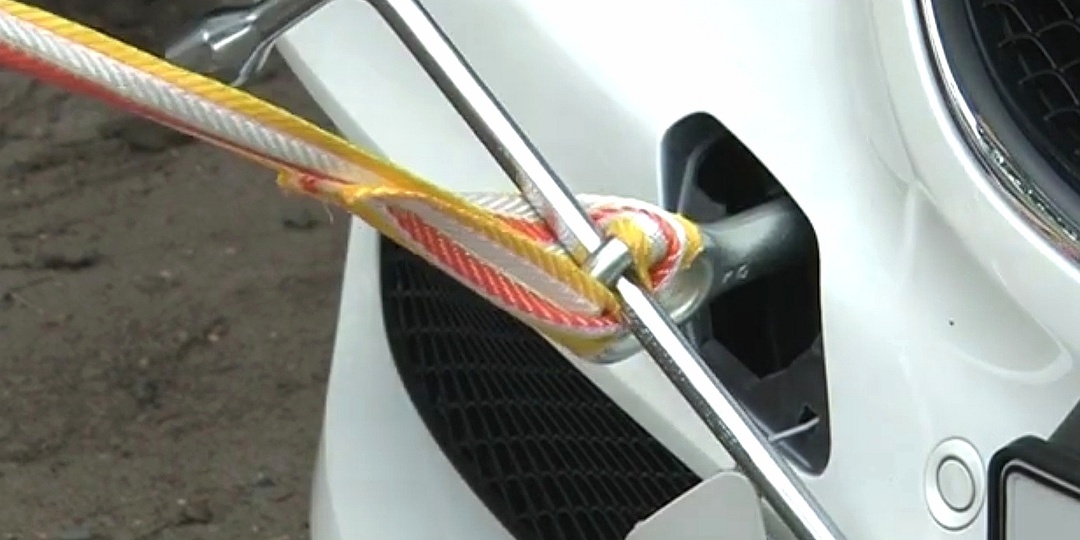 Можно ли буксировать машину с АКПП и брать на буксир? Простые правила, которые спасут коробку