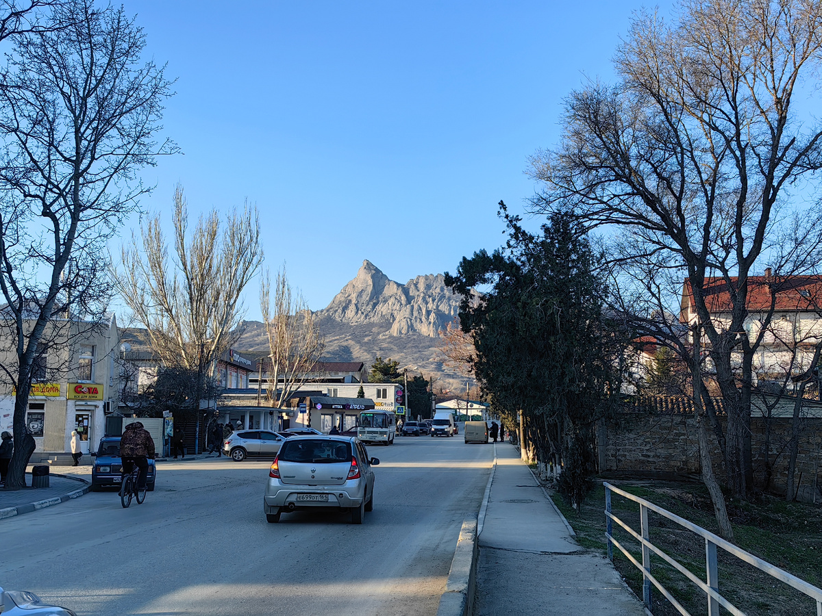 Сегодня. Вид на гору Сюрю-кая. Фото автора канала