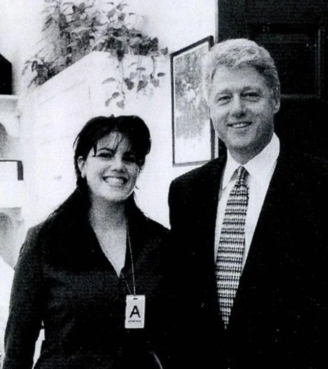 Ну что же ты, Билл? Так погорел. Прям на рабочем месте... ну хоть бы мотель какой снял.