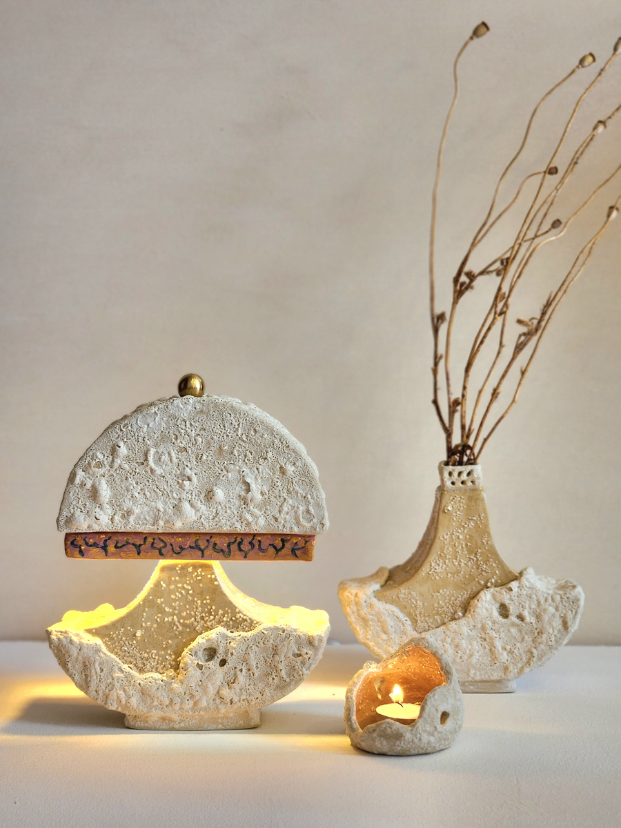 Серия Таврика. На светильнике орнамент - виноградная лоза