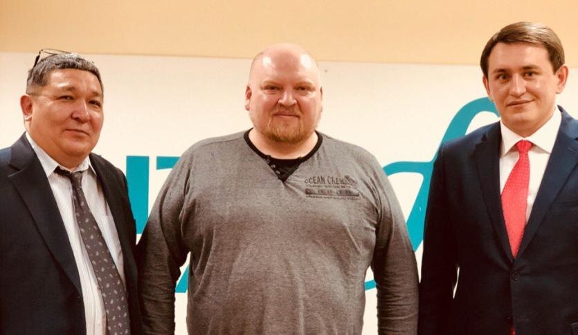 ФОТО: ФПБК (Уральское отделение), 2018 год. Ерик Сарсенбаев крайний слева.