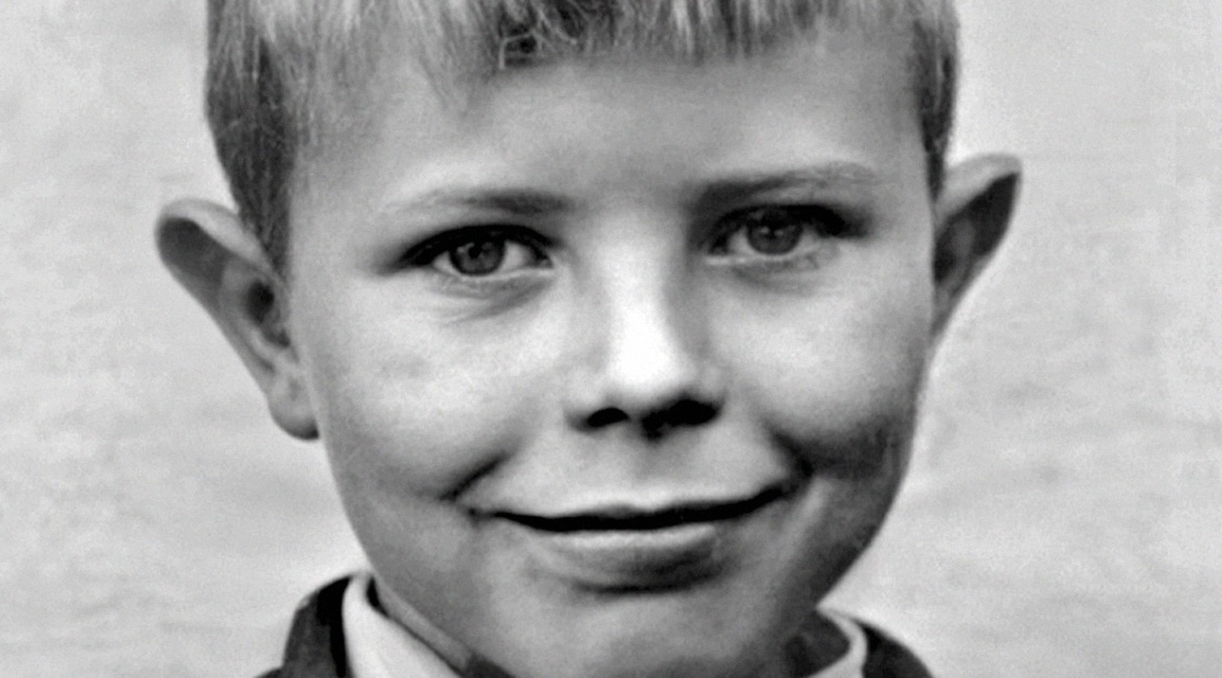     Дэвид Боуи в детстве / Фото: страницы Дэвида Боуи в соцсетях