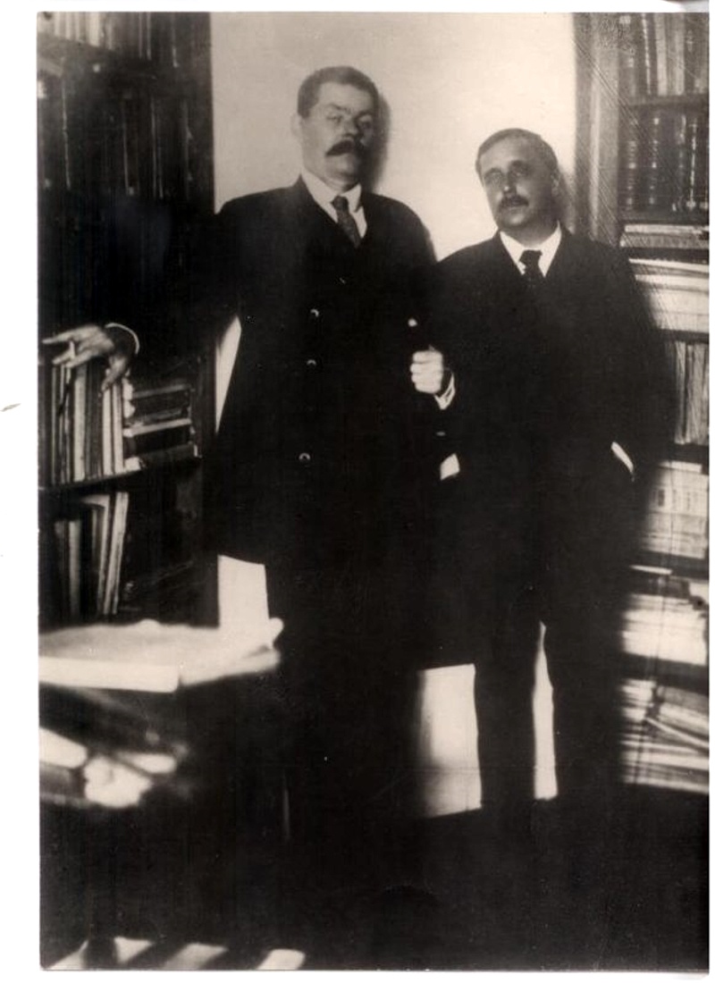 Максим Горький и Герберт Уэллс, 1920 год / Фотограф Наппельбаум Моисей Соломонович /Государственный ордена Почета музей А.М. Горького / goskatalog.ru