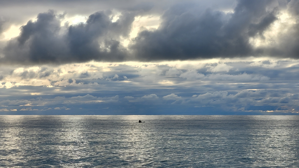 Рыбак на сапе