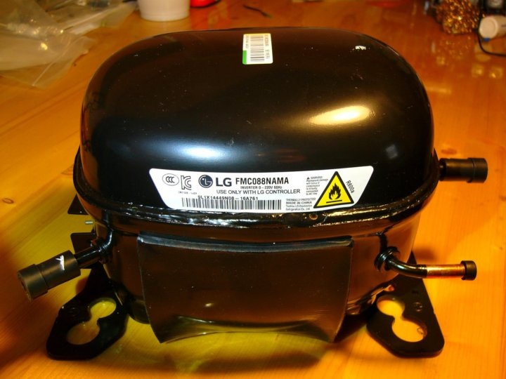 Линейный инверторный мотор-компрессор холодильника