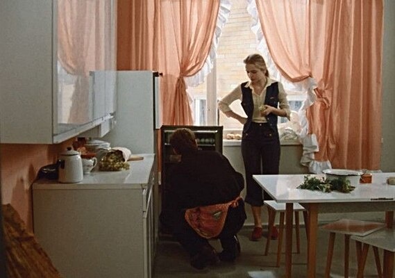 Вечер на советской кухне. Повседневная жизнь без громких слов.