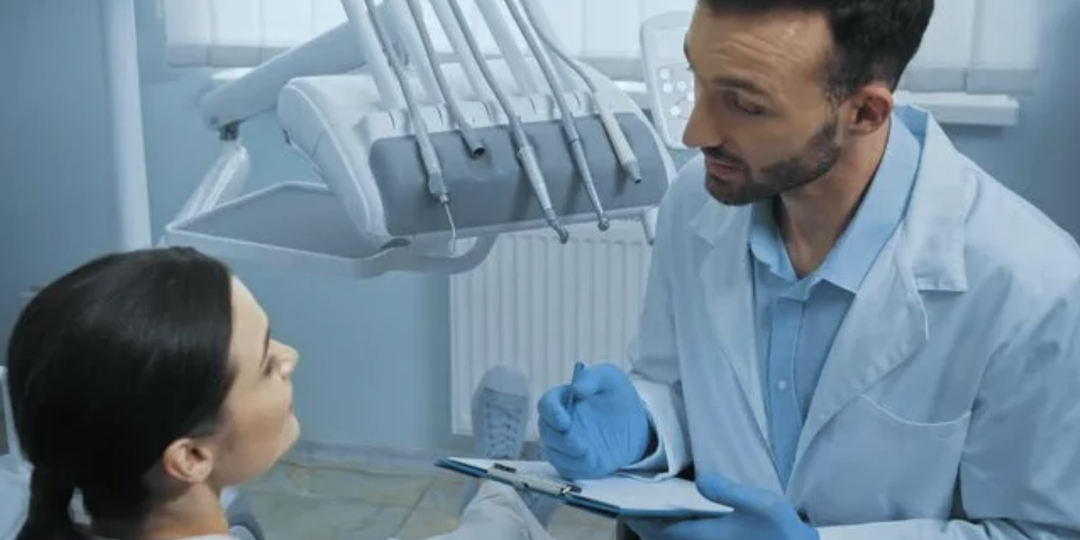 Что обязательно нужно учесть при выборе стоматологической клиники