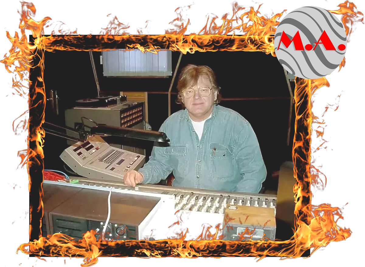 Во время исполнения одного из хитов кто-то из зрителей выкрикнул «Халтура!». Антонов замолчал и ушёл за кулисы, больше не исполнив ни одной песни. После этого директору Москонцерта объявили певцу строгий выговор «за неэтичное поведение». Антонову запретили выезжать за рубеж, его перестали показывать по телевидению, а песни исчезли из радиоэфиров.