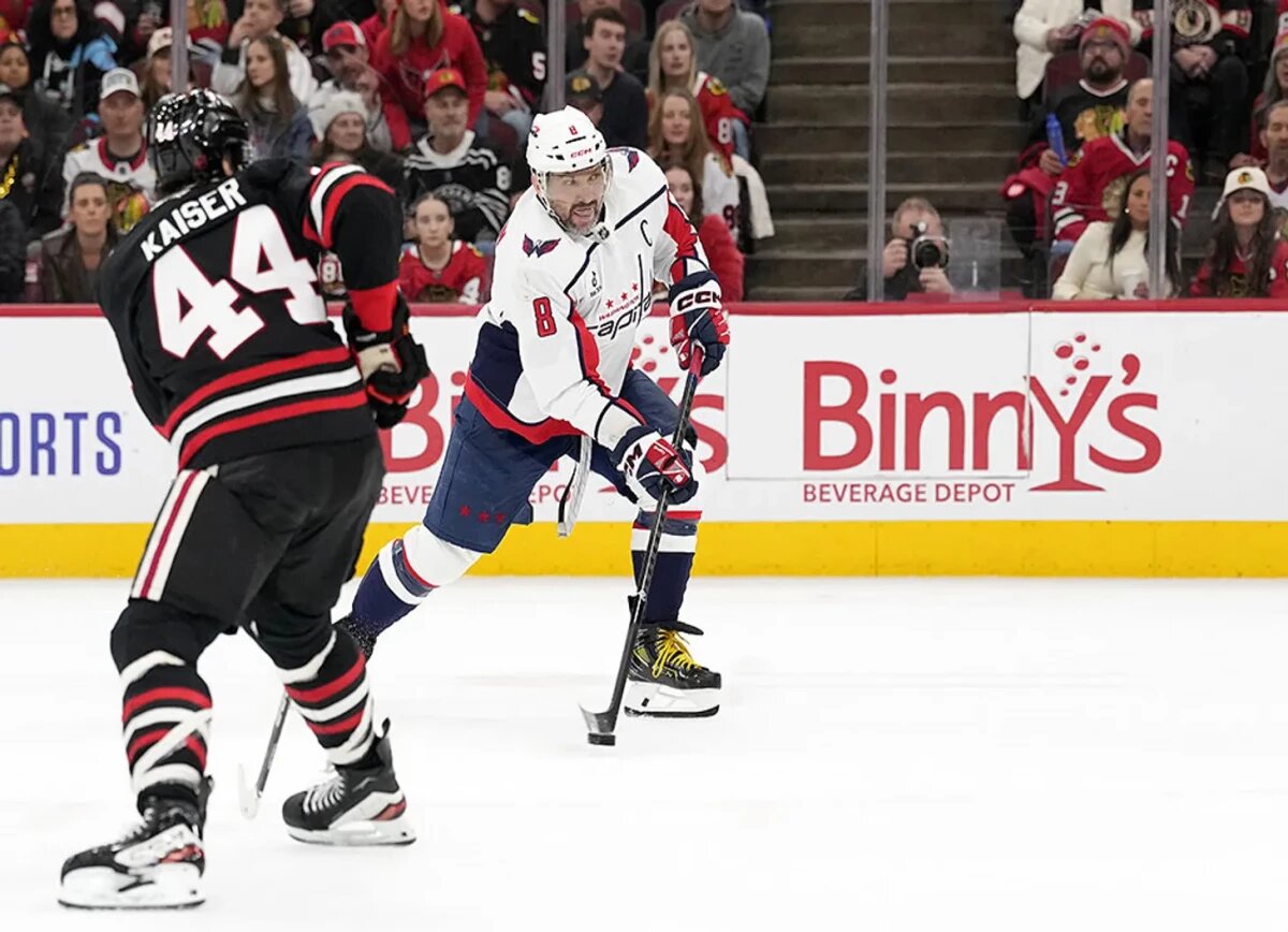     RMNB (Вашингтон) о голевом порыве Овечкина: он увеличивает своё преимущество над Гретцки