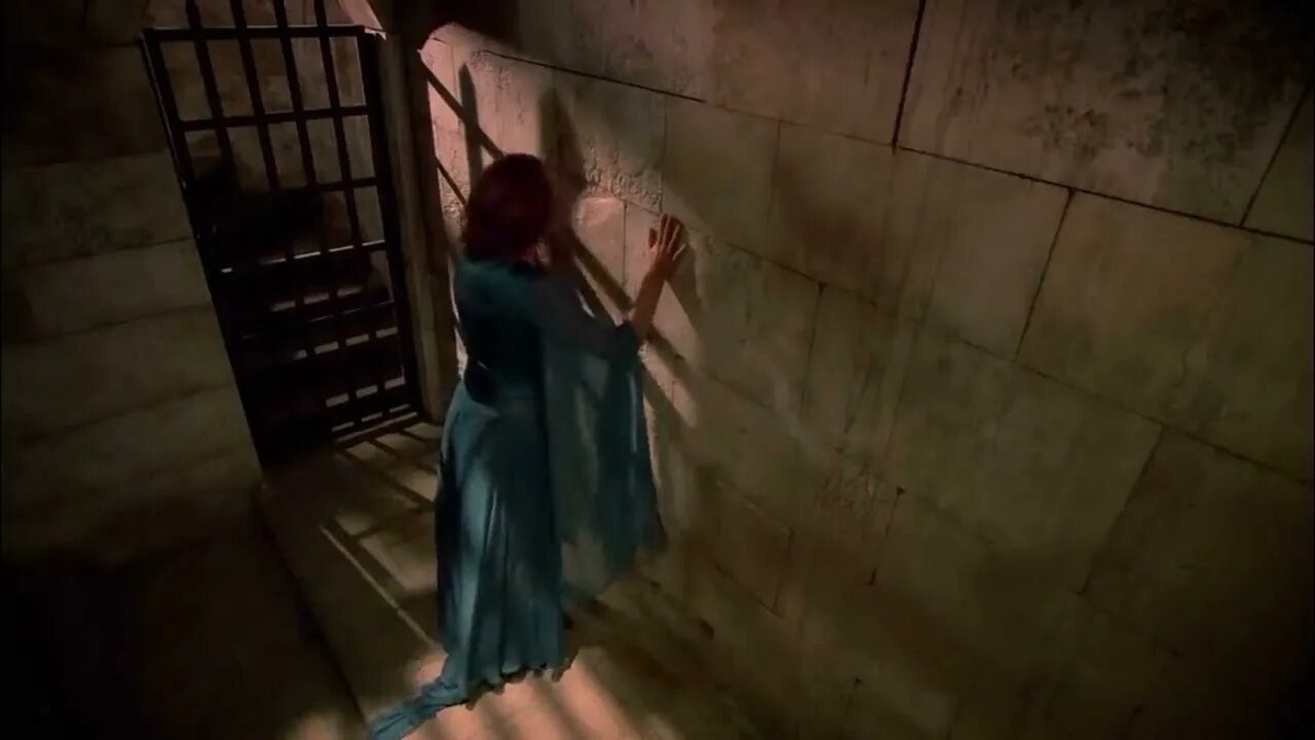 Ярослава в темнице 