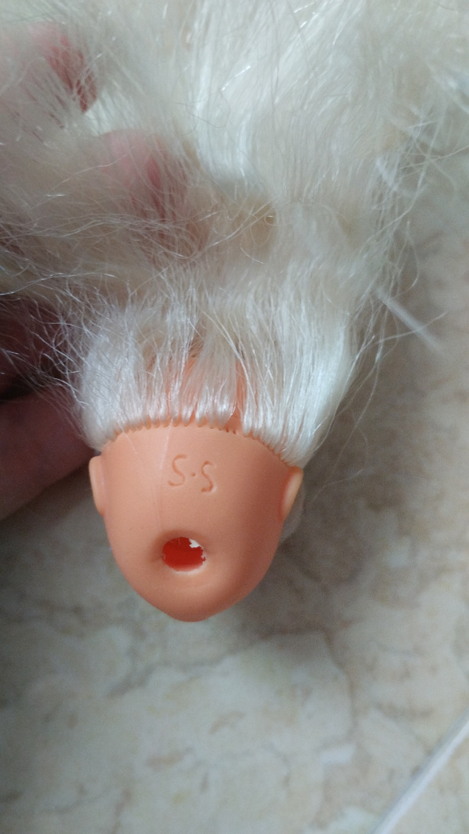 У меня их несколько, но с клеймом эта первая