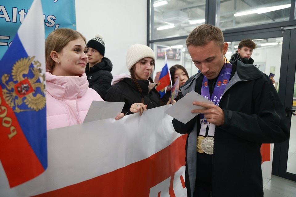   Паралимпийца Костина встречает Барнаул после чемпионата мира Олег УКЛАДОВ