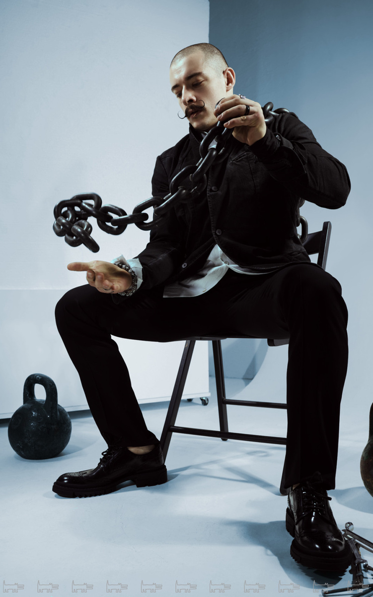 Сегодня я собрал для вас буквально всё, что есть о Викторе Башуне в Сети. 