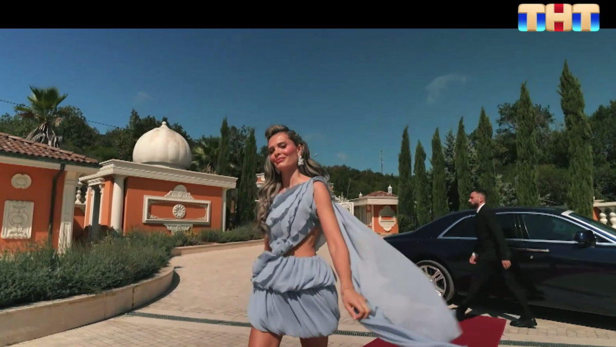 Кадр для проекта "Честный блогер"